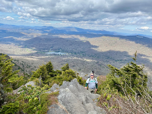 Grandfather Mountain Hiker Parking - Thumbnail
