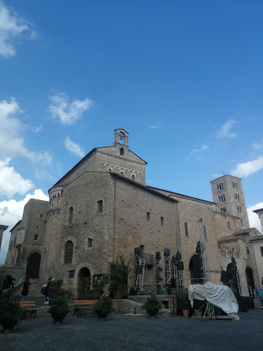 Parcheggio via Geminiani