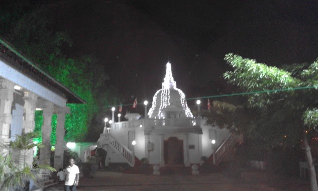 Maha Visuddharamaya Tample ali Denna Tample, Author: Sumana Saman