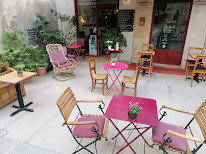 La Petite Maison Dans La Cour à Paris