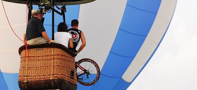 Photos of Balloonatics & Aeronuts