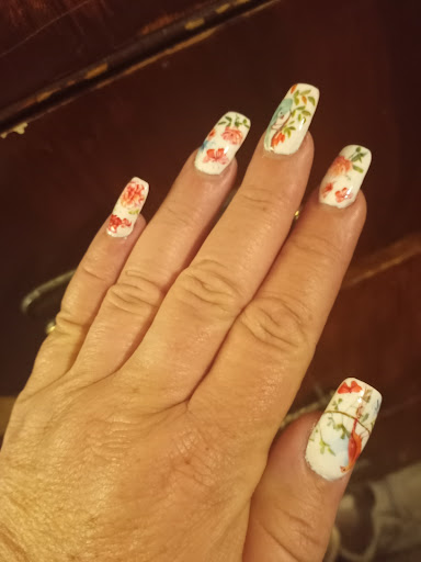 SM Nails
