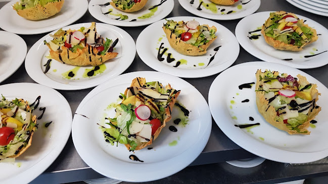 Comentarii opinii despre Ресторант Тополите