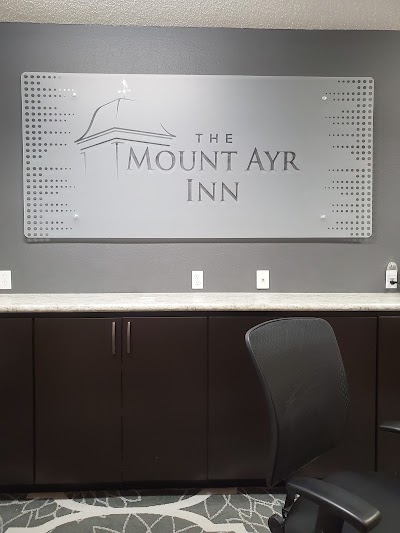 Mount Ayr Inn and Suites