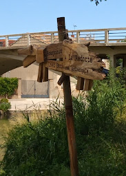 Photo n°29 de Librairie Bouquiniste WALDENZONE à La Redorte (Librairie de livres d'occasion)