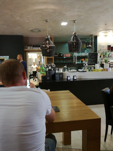 Bodega De Cafe - Visual
