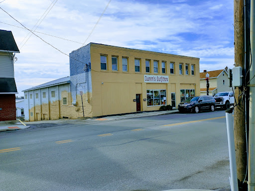Dumm's Outfitters Gallery - United States