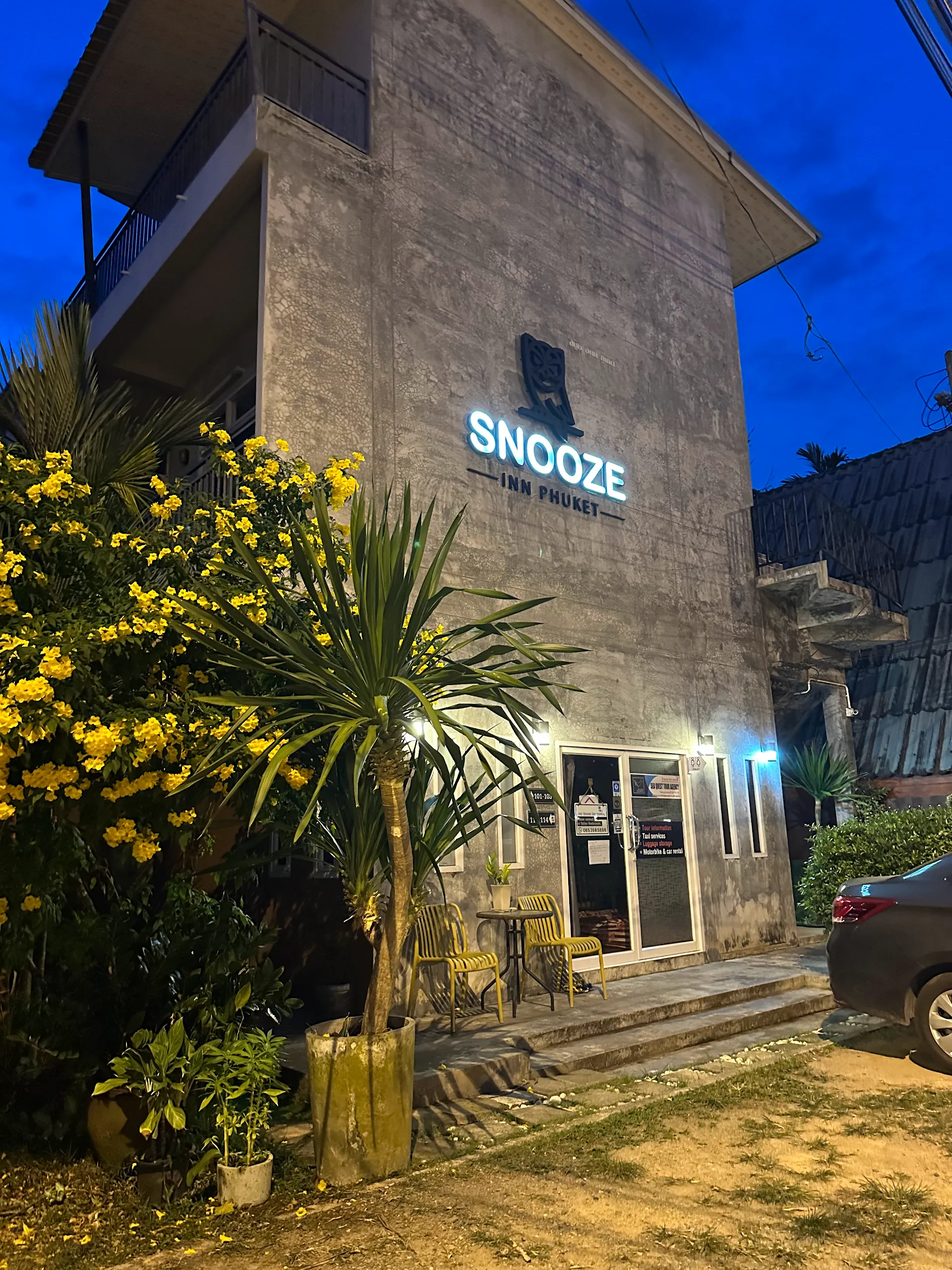 Snooze Inn Phuket - Free transfer to Bang Rong Pier