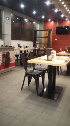 Pizza Hut karachi