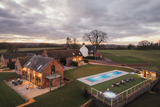 The Mount - Boutique Barns & Spa