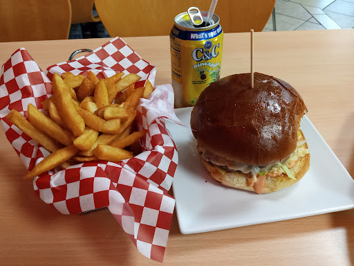 El Punto Bakery & Restaurant - Thumbnail
