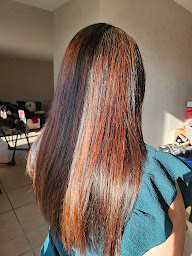 Photo n°3 de EloCoiffure86 à Cissé (Salon de coiffure)