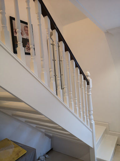 Reilly Painting and Decorating Logo