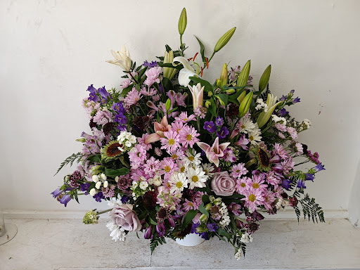 Elena's Flowers - Thumbnail