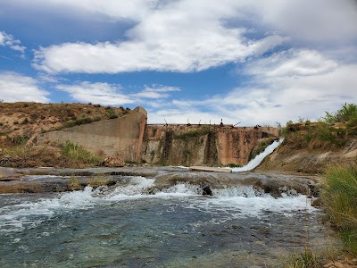 Power Dam Falls