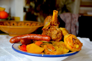 Photo n°2 de Mamie Tounes Couscous (à emporter uniquement par téléphone) à Saint-Martin-du-Var (Restaurant servant du couscous)