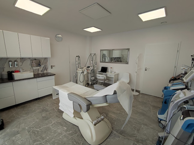 Pure Clinic - Stomatolog