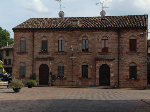 Comune di Redondesco (Municipio) Gallery - Italy