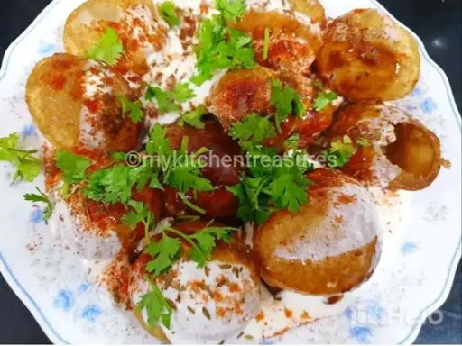 Dahi puri / Dahi patasi