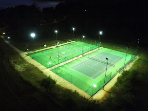 Photo n°12 de Domaine de Gavaudun village de gites en Périgord - Piscine et sports - Mariages et événements à Gavaudun (Lieu de mariage)