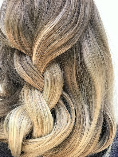Beauty with Katelynn - Thumbnail