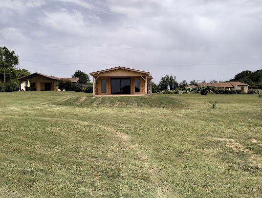 Le Hameau des champs - : Gîte et Chalet, avec espace détente piscine, spa et sauna, Gîte de groupe, en Dordogne