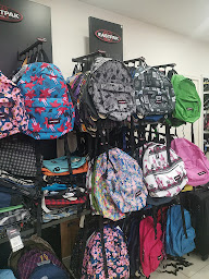 Photo n°4 de LA COMPAGNIE DU BAGAGE à Flins-sur-Seine (Magasin de maroquinerie)