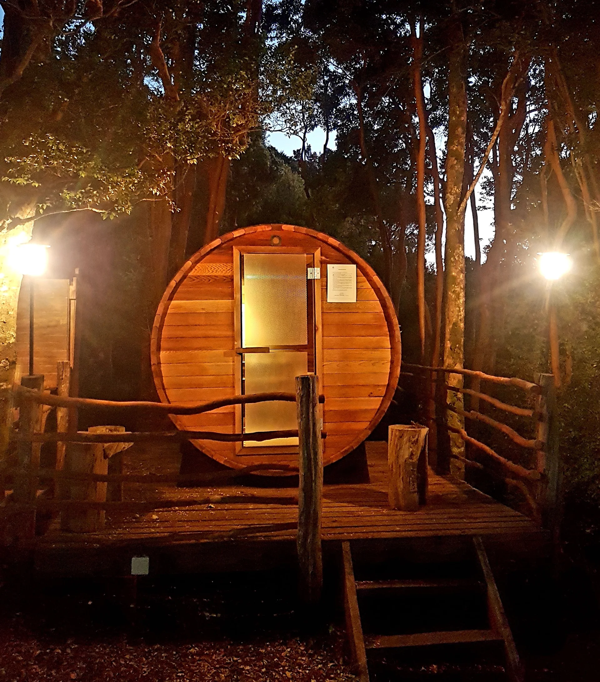 Cabañas Torre Huillinco (Cabañas del Lago Huillinco)