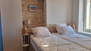 Photo n°16 de THE OTHER FLAT - Location Meublée Marseille à Marseille (Agence de location d'appartements)