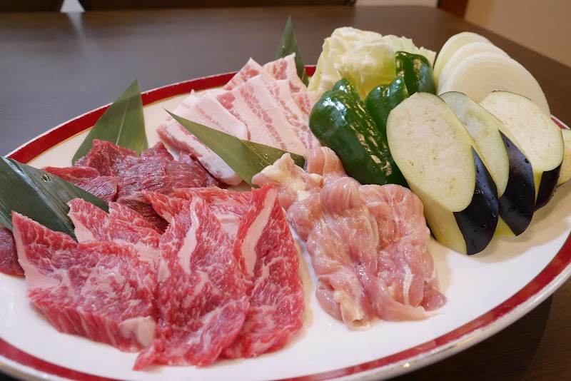 溶岩焼肉・焼鳥 とりのす