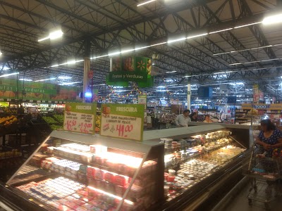 Photos of Walmart Pueblito