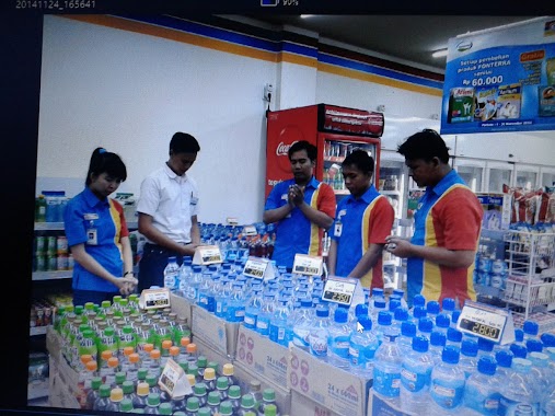 Indomaret Kelapa Dua Wetan, Author: Moch Koeswara