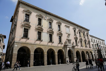 Dipartimento di Diritto privato e Critica del diritto Via VIII Febbraio, 2, 35122 Padova PD, Italia