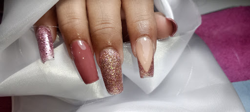 Studio nails by amairany Juárez - Thumbnail