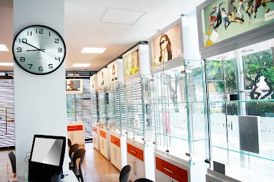 Photos of Opticl&iacute;nicas Bogot&aacute;