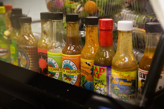 Rae's Sandwich Shoppe by null