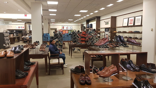 Macy's Men - Visual