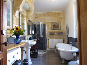 Photo n°10 de La Monnoye à Bordeaux (Agence de location de maisons de vacances)