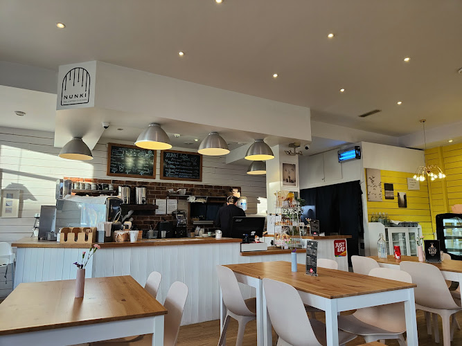 Zi Qi Chinese Restaurant (Nunki Tea House)