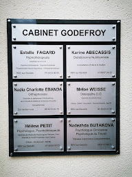 Photo n°4 de Méloé Weisse - Ostéopathe Puteaux 92 à Puteaux (Ostéopathe)