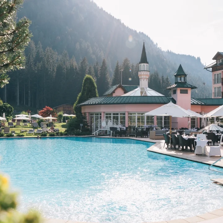 Wellnesshotel ...liebes Rot-Flüh