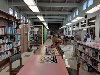 Hilo Public Library