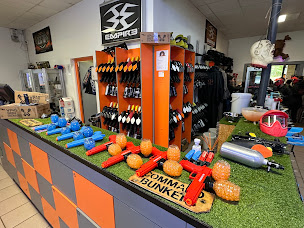 Photo n°16 de Aventur'Est Paintball à Bois-de-Haye (Centre de sports d'aventure)