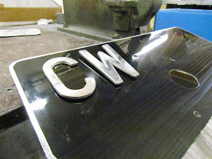 Photo n°11 de Belles Anciennes.com à La Tourette (Magasin d'accessoires automobiles)