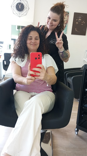 Fuori Riga Hair Style - Thumbnail