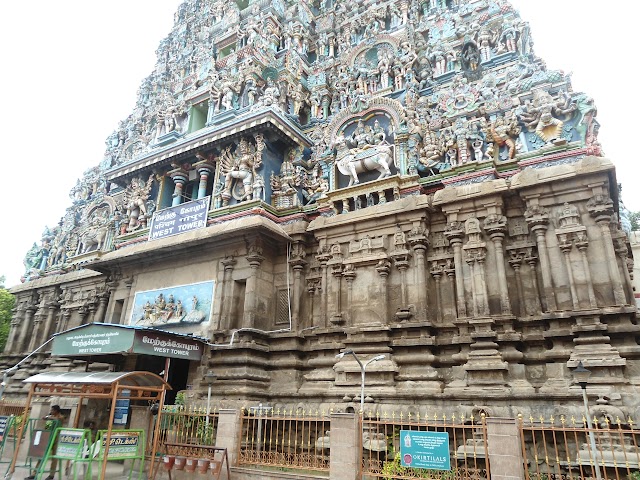 Meenakshi Amman Temple