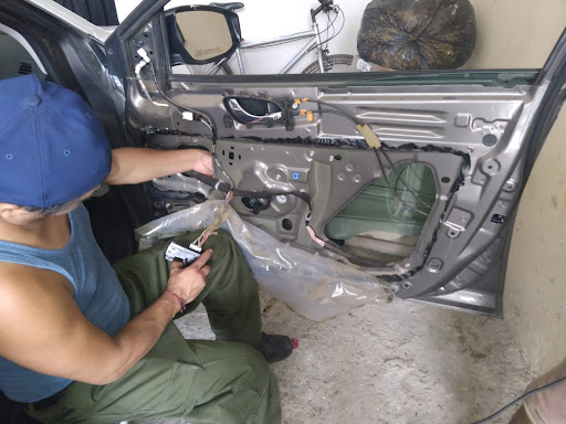 Chapas y Elevadores Cruz