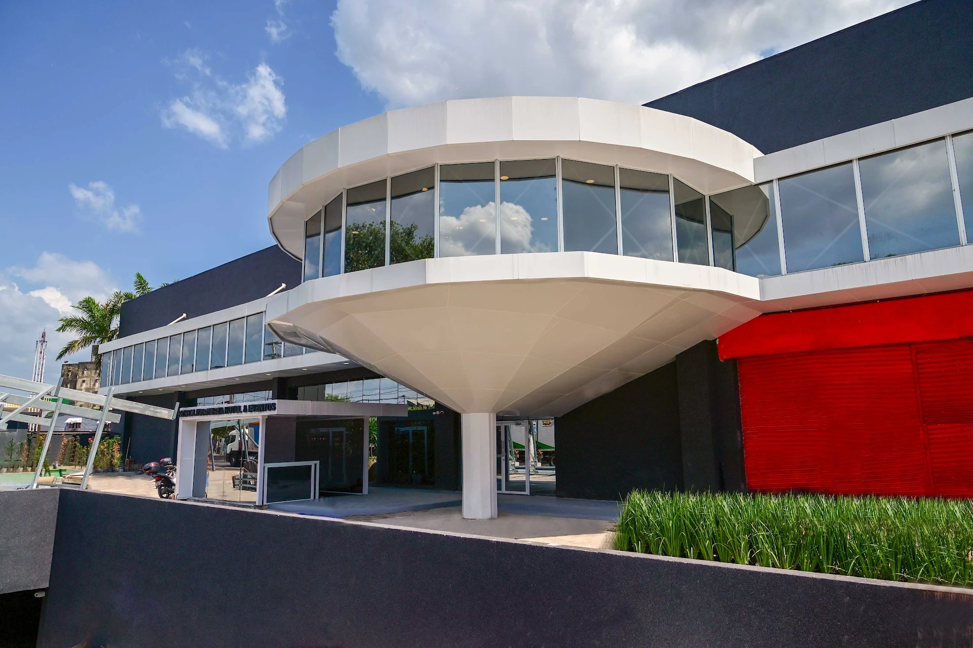 Bristol Marambaia Hotel