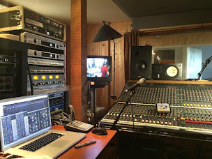 Photo n°1 de Cocoon Studio à Vern-sur-Seiche (Studio d'enregistrement)