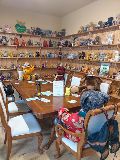 German Teddy Bear Museum - Visual